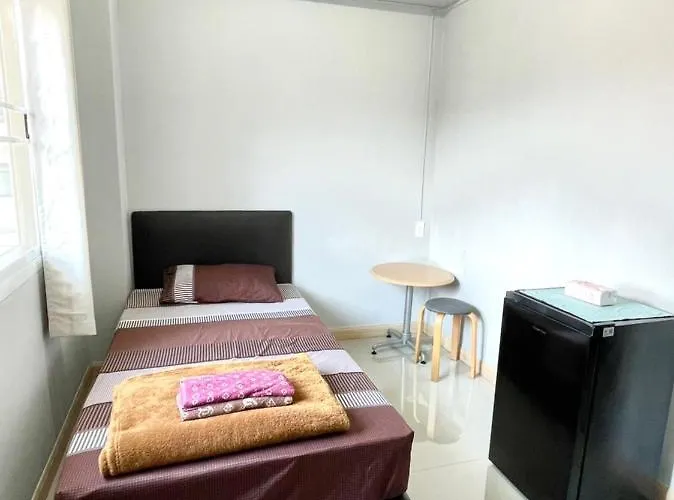 Apartment 808