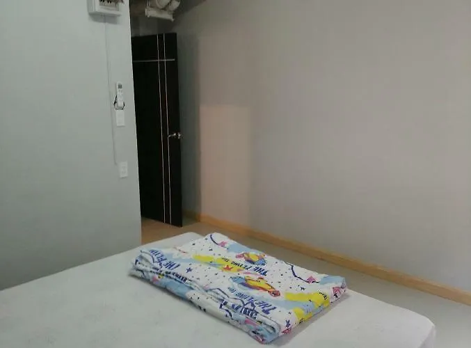 808 * Bangkok