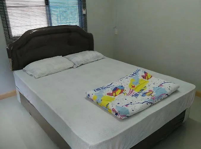 Apartment 808